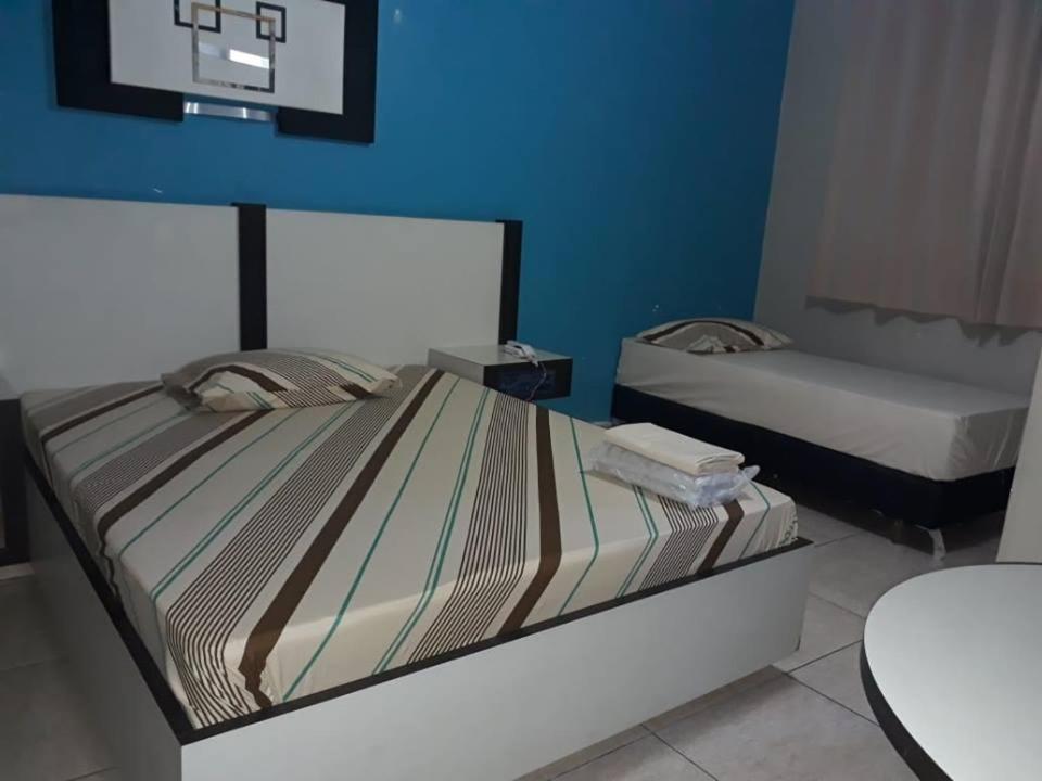 Hotel Flex In Osasco Esterno foto
